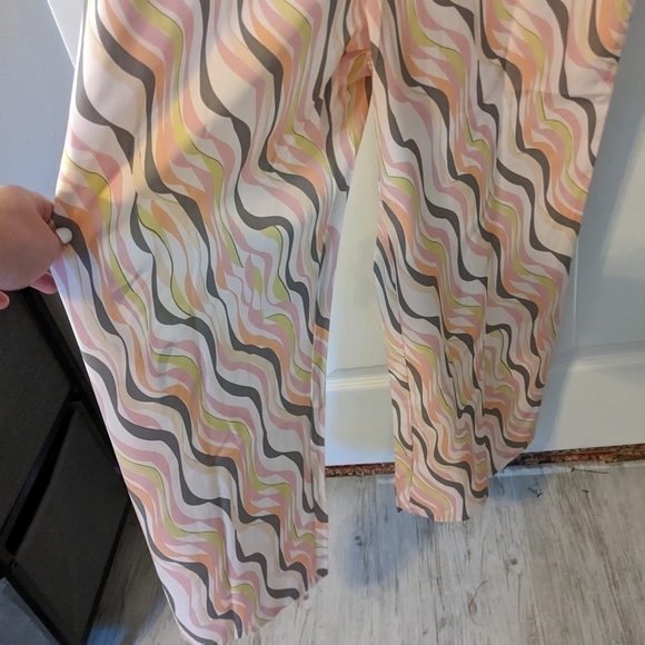 Retro Barbiecore Pink Multicolor Tie-Shoulder SheIn Jumpsuit Size Small - Picture 8 of 11